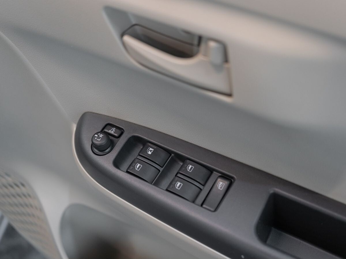 Toyota Passo 2016 - фото автомобиля