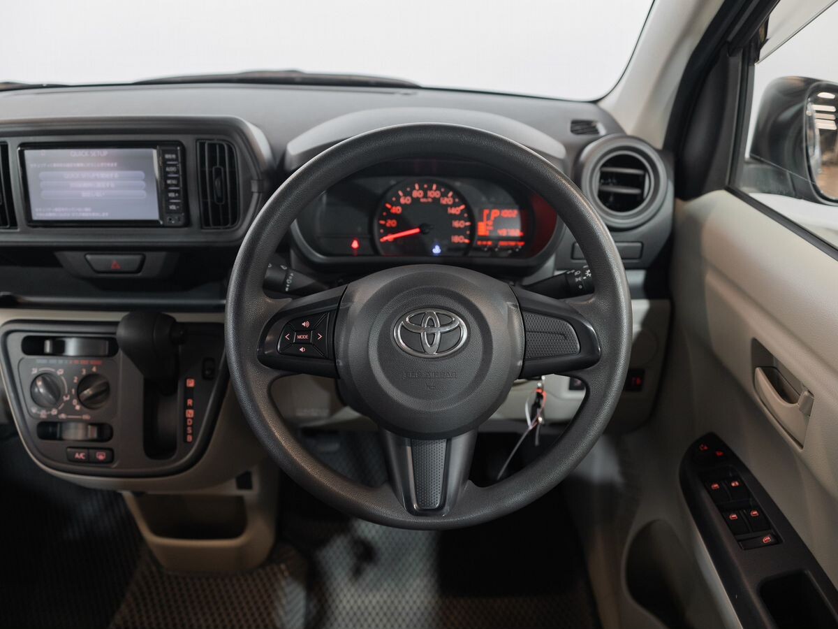 Toyota Passo 2016 - фото автомобиля