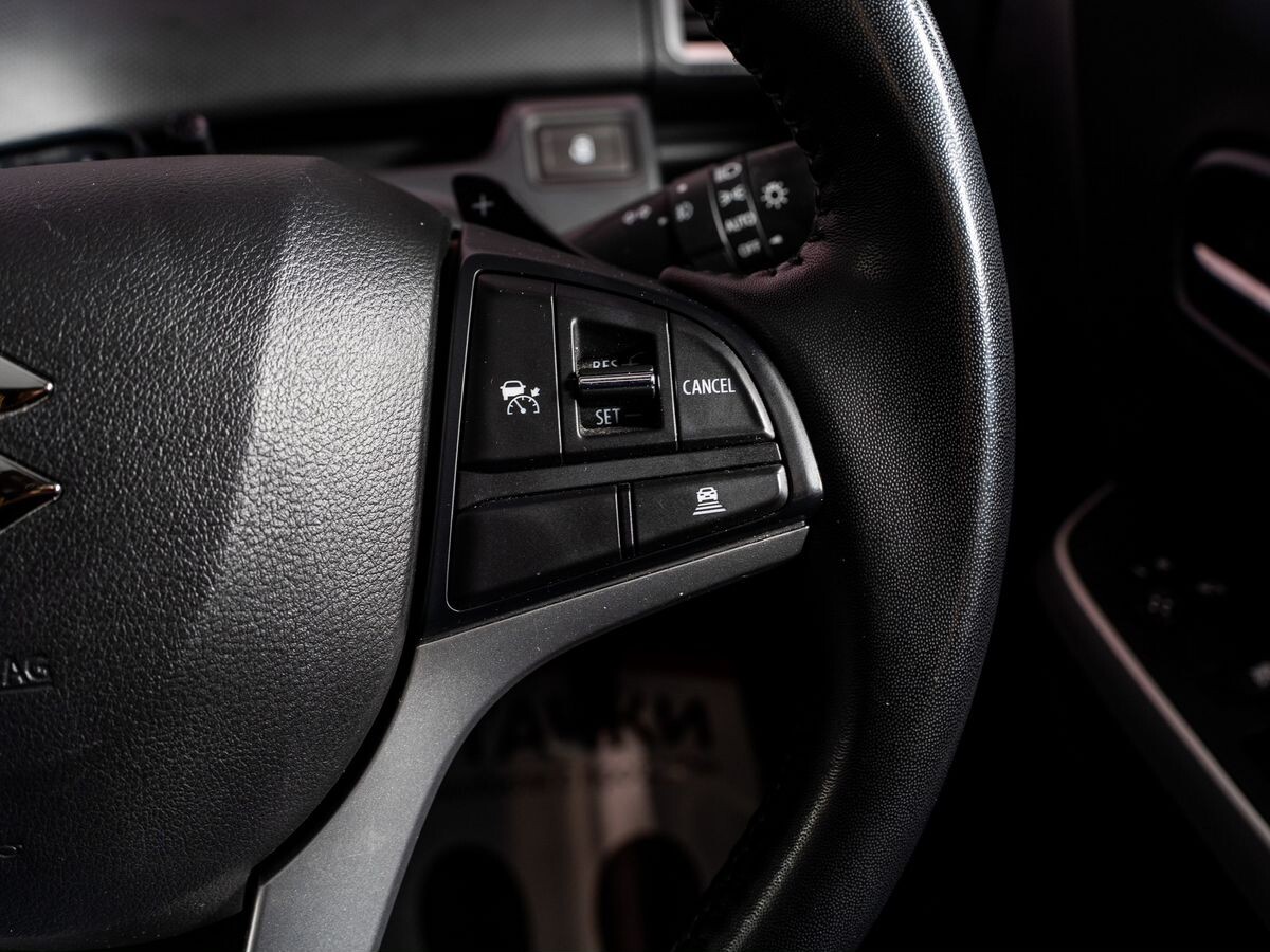 Suzuki Solio 2019 - фото автомобиля