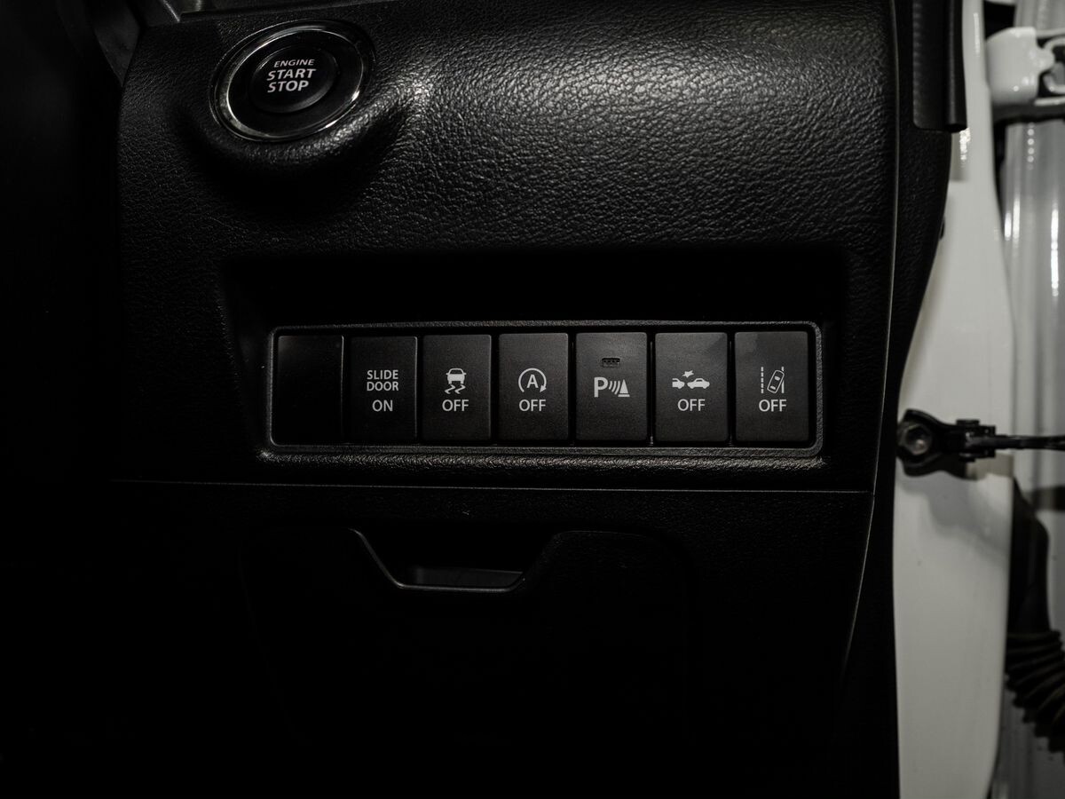 Suzuki Solio 2019 - фото автомобиля