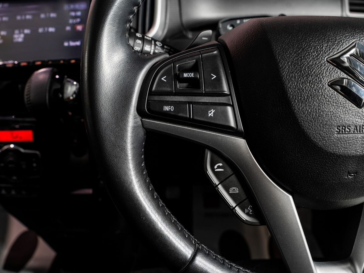 Suzuki Solio 2019 - фото автомобиля