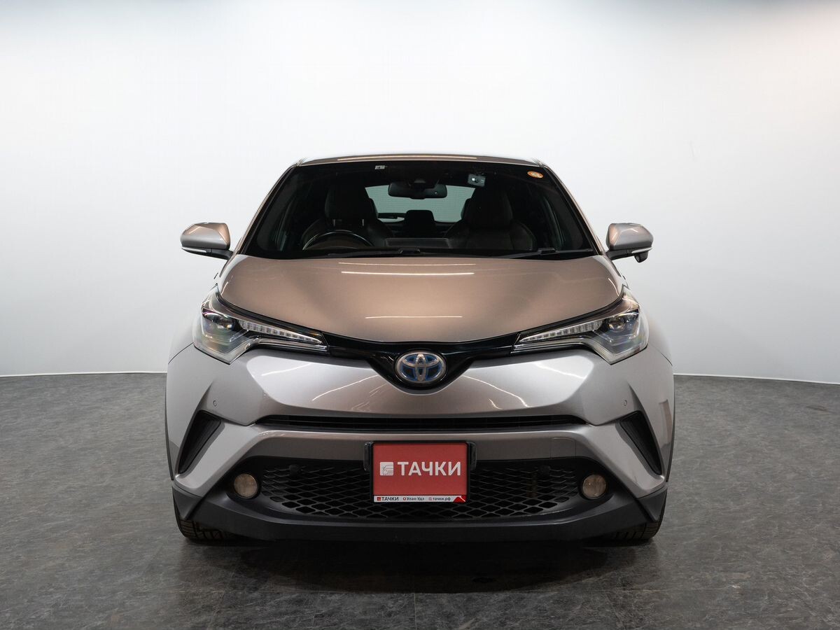 Toyota C-HR 2017 - фото автомобиля