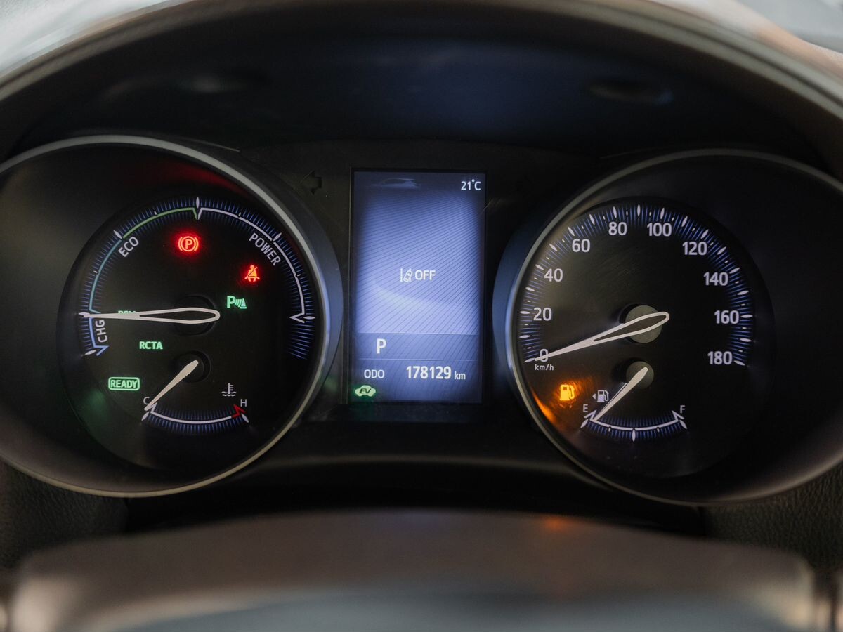 Toyota C-HR 2017 - фото автомобиля