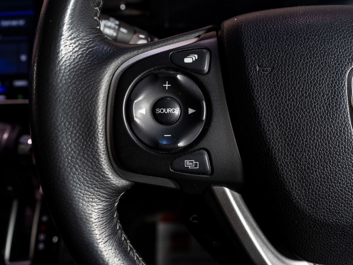 Honda Stepwgn 2020 - фото автомобиля