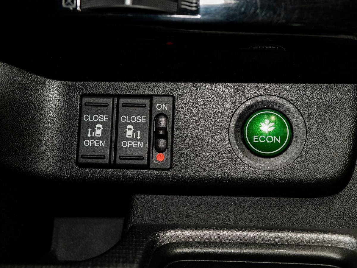 Honda Stepwgn 2020 - фото автомобиля