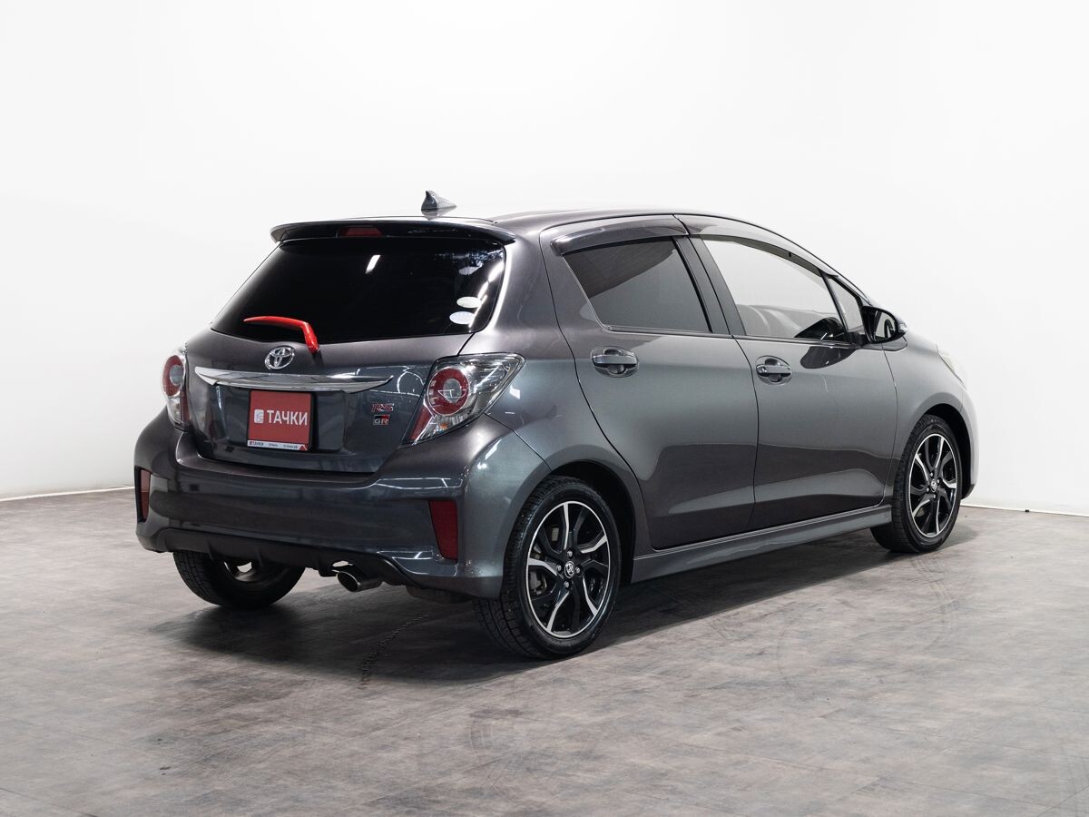 Toyota Vitz 2014 - фото автомобиля