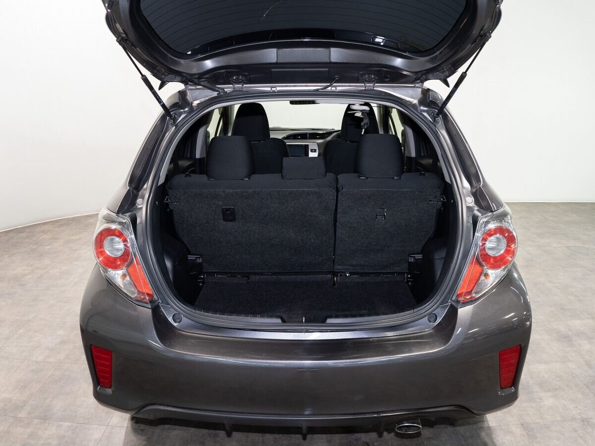 Toyota Vitz 2014 - фото автомобиля