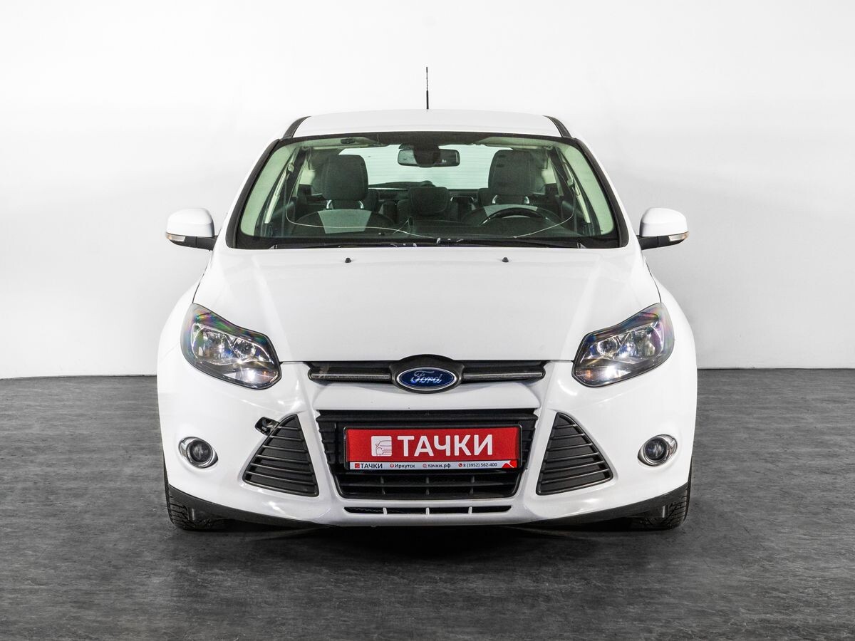 Ford Focus 2013 - фото автомобиля