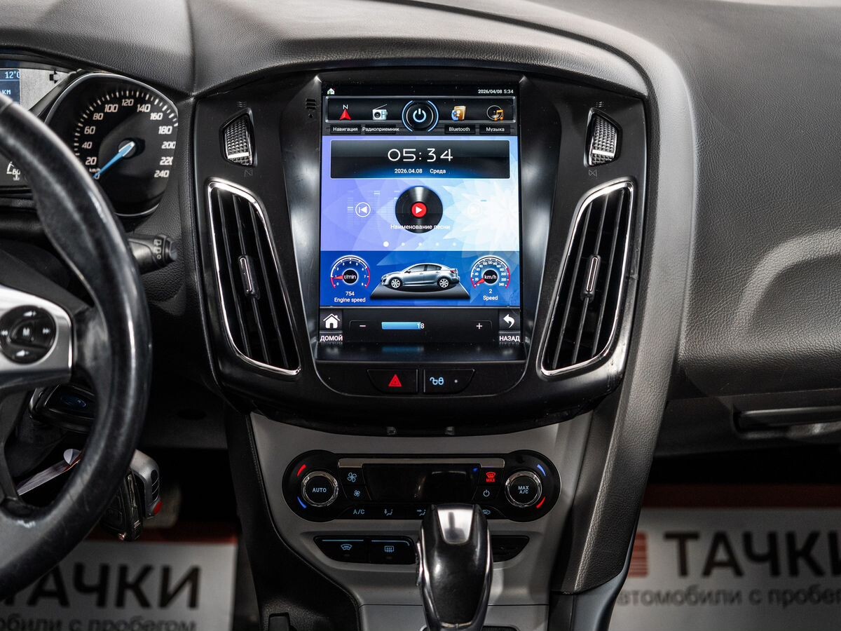 Ford Focus 2013 - фото автомобиля