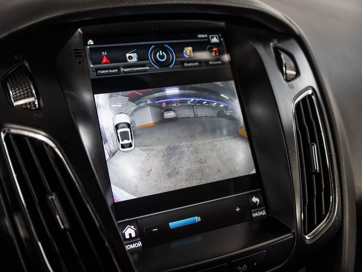 Ford Focus 2013 - фото автомобиля