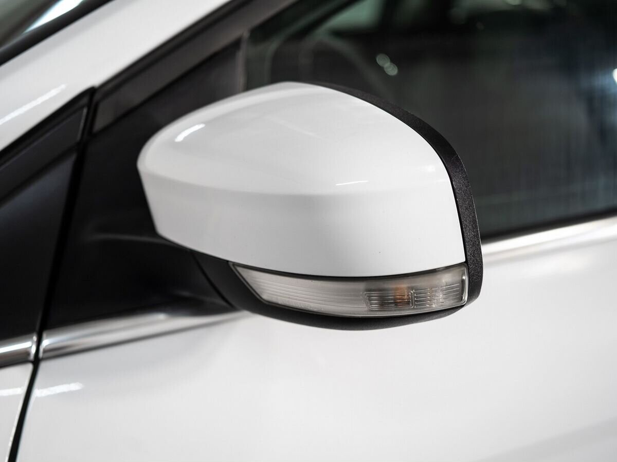 Ford Focus 2013 - фото автомобиля