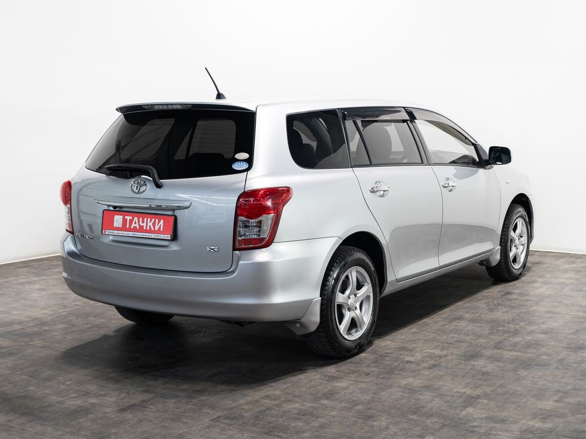 Toyota Corolla Fielder 2012 - фото автомобиля