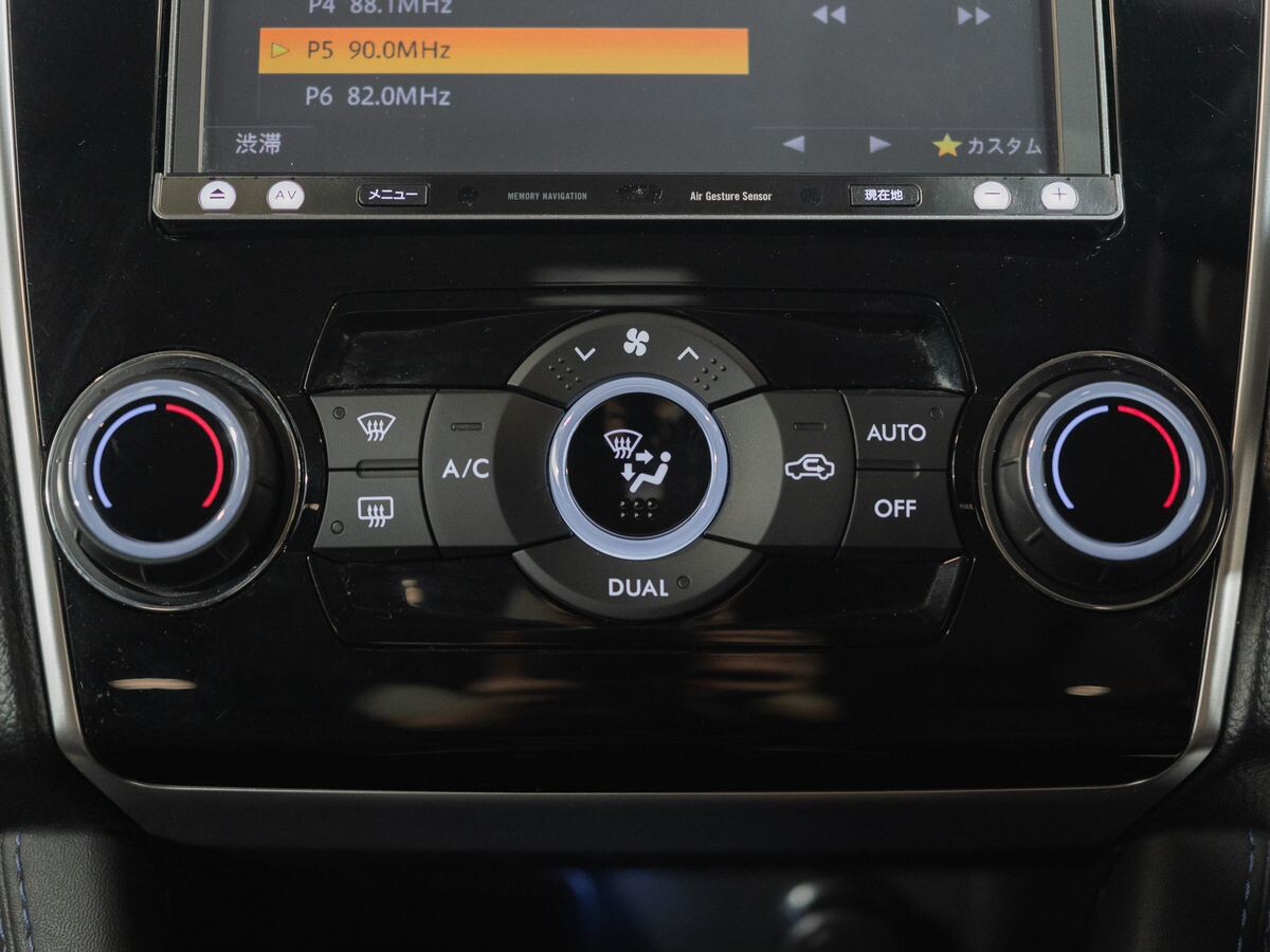 Subaru Levorg 2015 - фото автомобиля