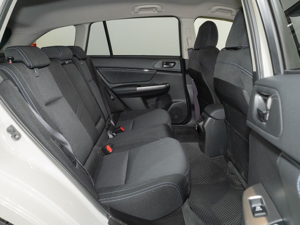 Subaru Levorg 2015 - фото автомобиля