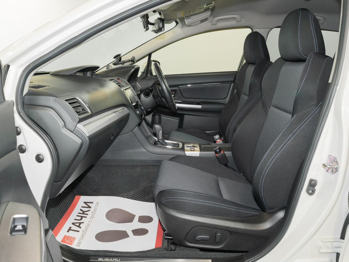 Subaru Levorg 2015 - фото автомобиля