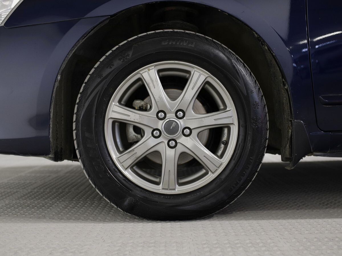 Toyota Premio 2011 - фото автомобиля