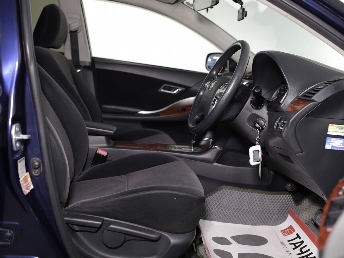 Toyota Premio 2011 - фото автомобиля