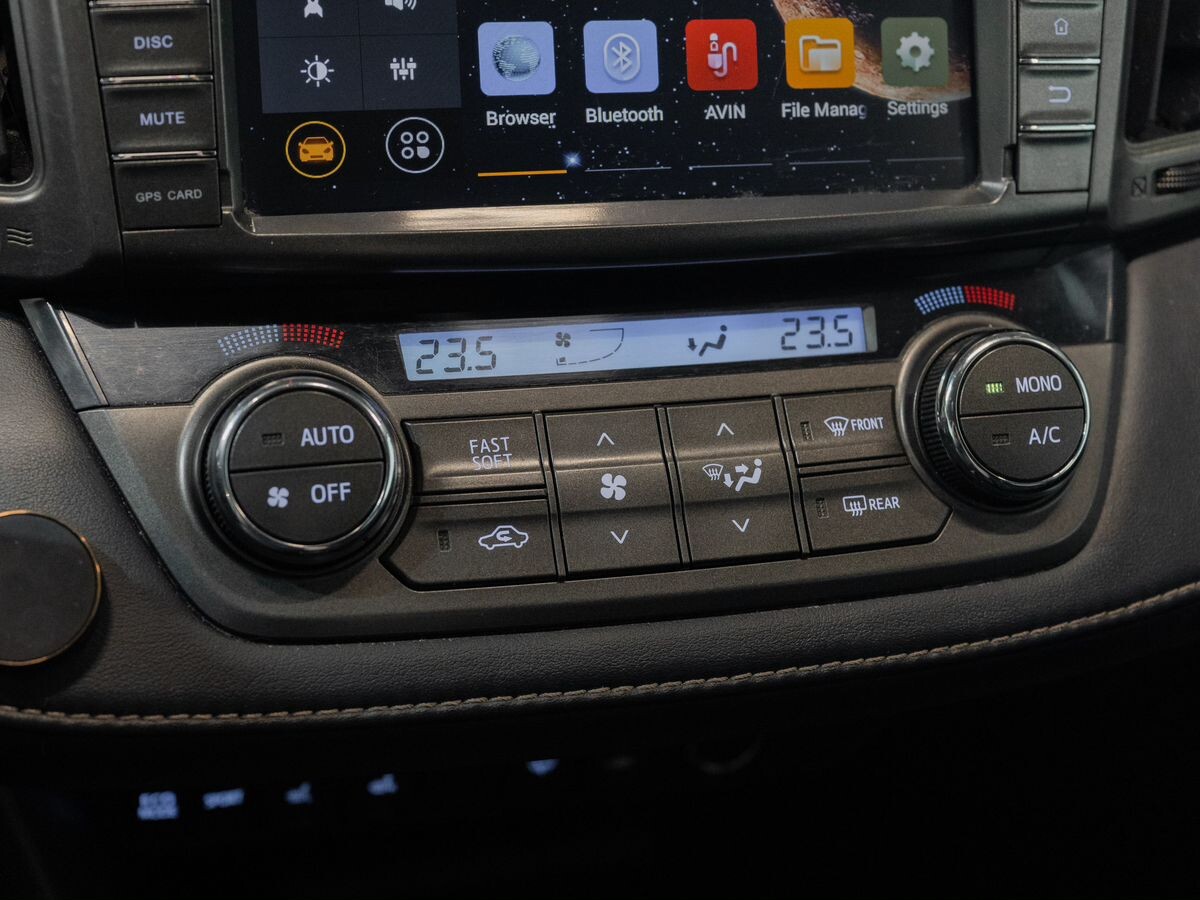 Toyota RAV4 2013 - фото автомобиля