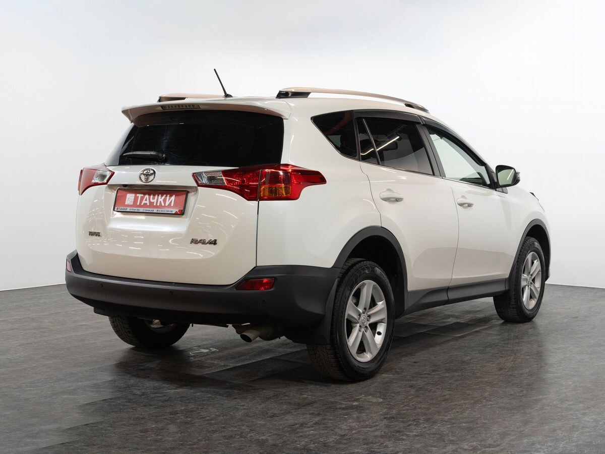 Toyota RAV4 2013 - фото автомобиля