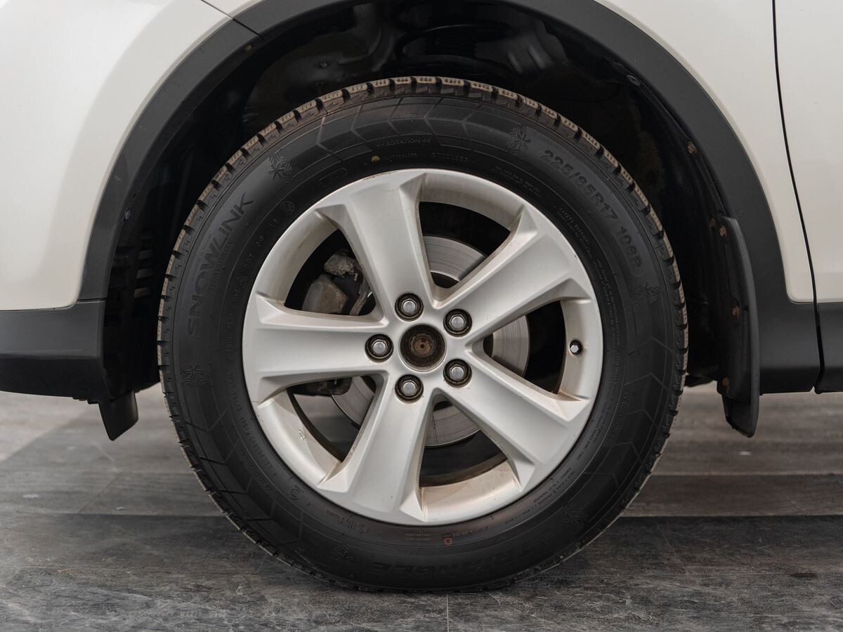 Toyota RAV4 2013 - фото автомобиля