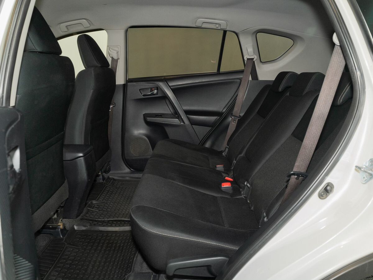 Toyota RAV4 2013 - фото автомобиля