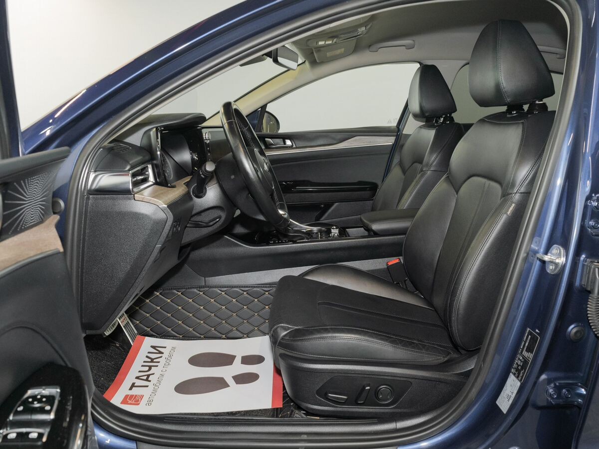 Kia K5 2021 - фото автомобиля