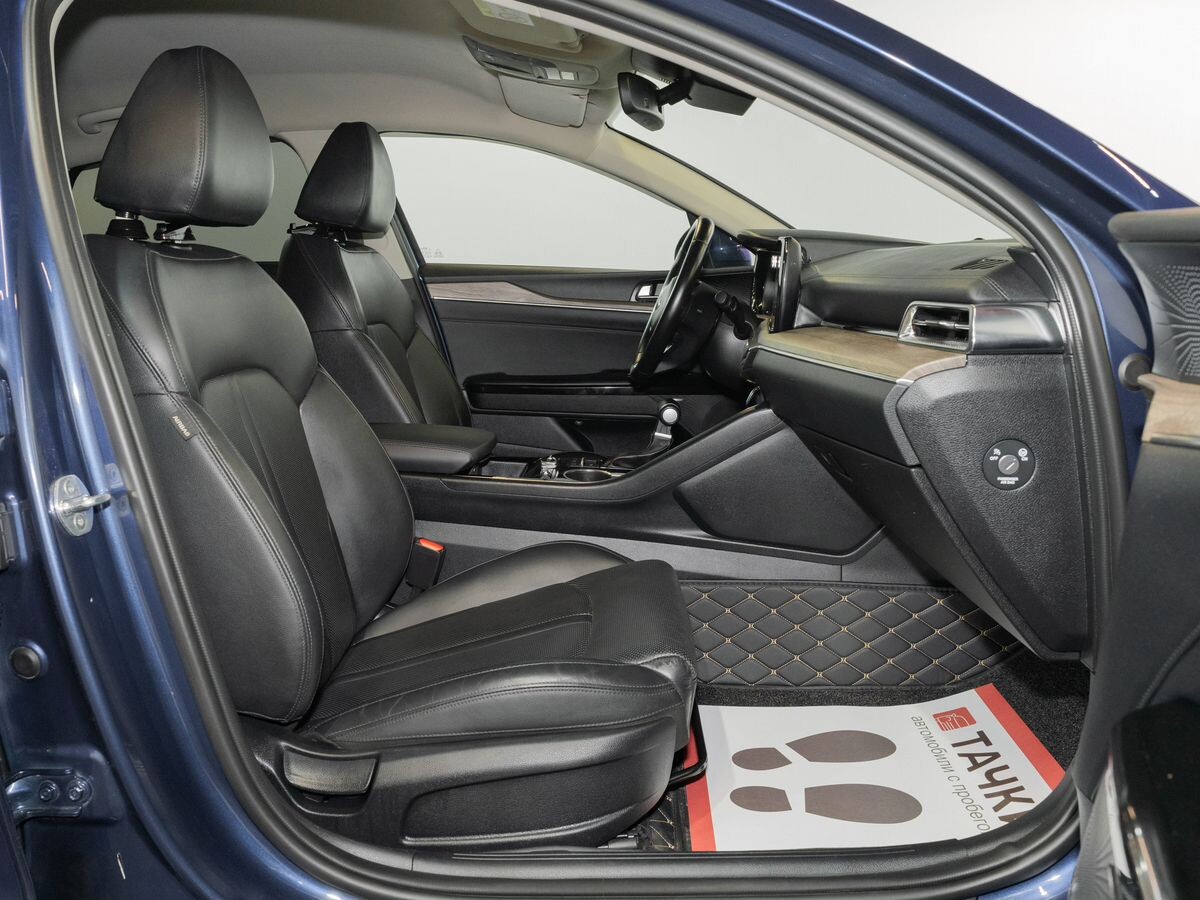 Kia K5 2021 - фото автомобиля