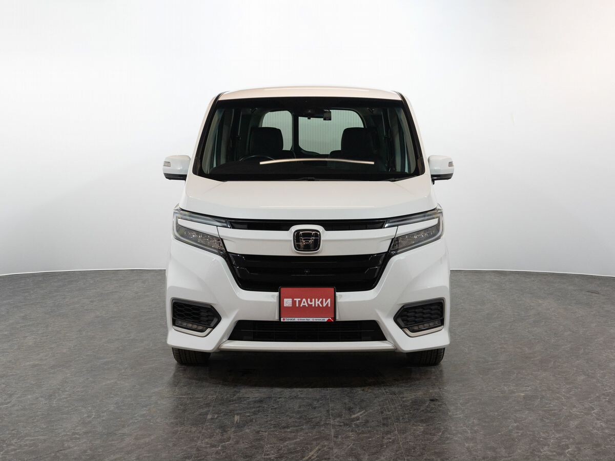 Honda Stepwgn 2019 - фото автомобиля
