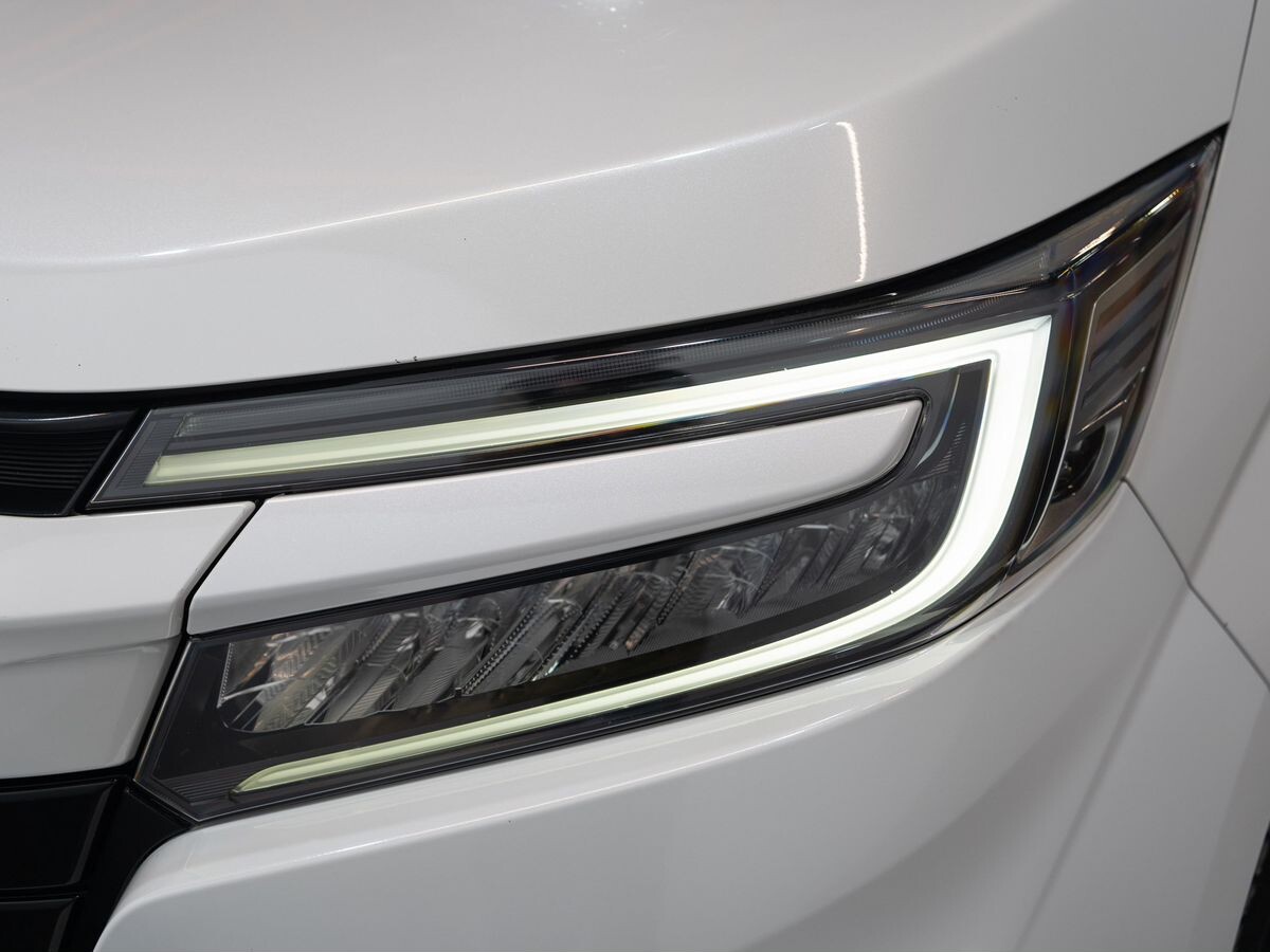 Honda Stepwgn 2019 - фото автомобиля