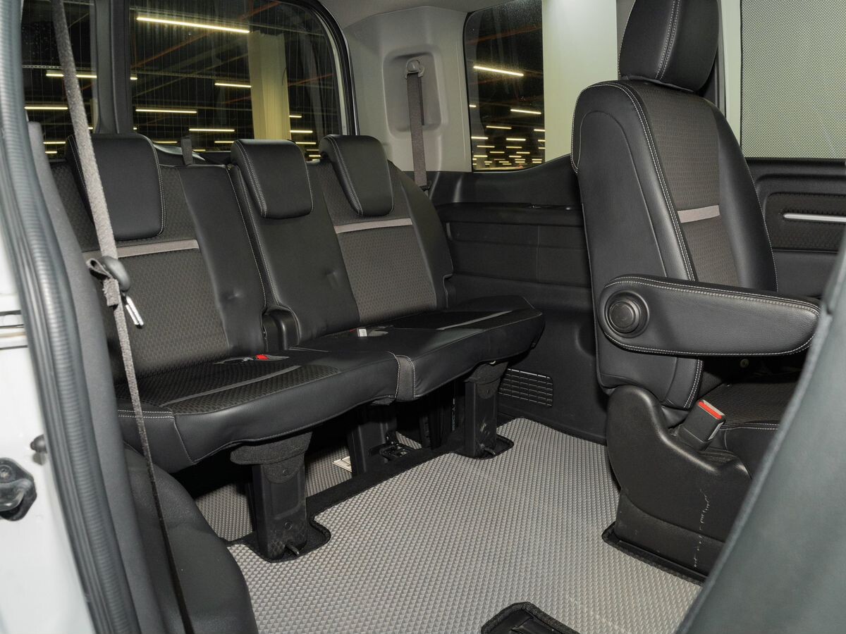 Honda Stepwgn 2019 - фото автомобиля