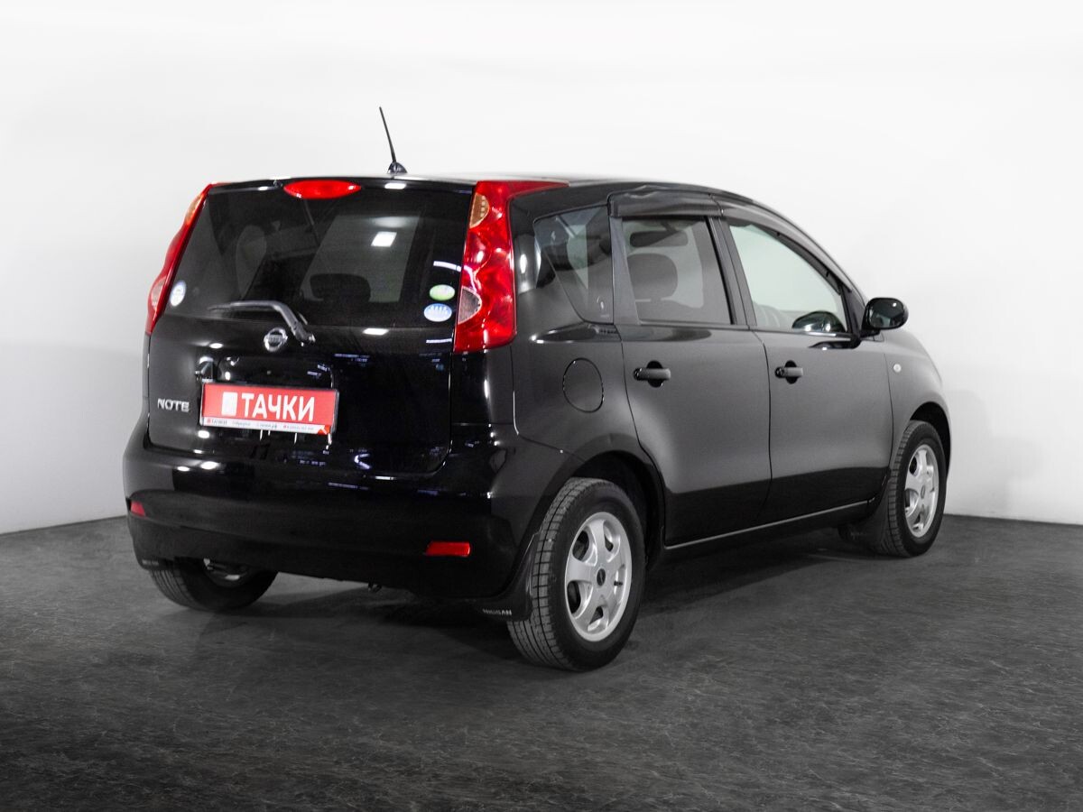 Nissan Note 2011 - фото автомобиля