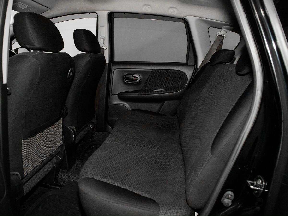 Nissan Note 2011 - фото автомобиля