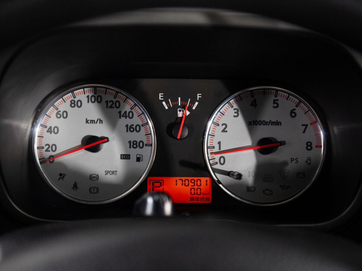 Nissan Note 2011 - фото автомобиля