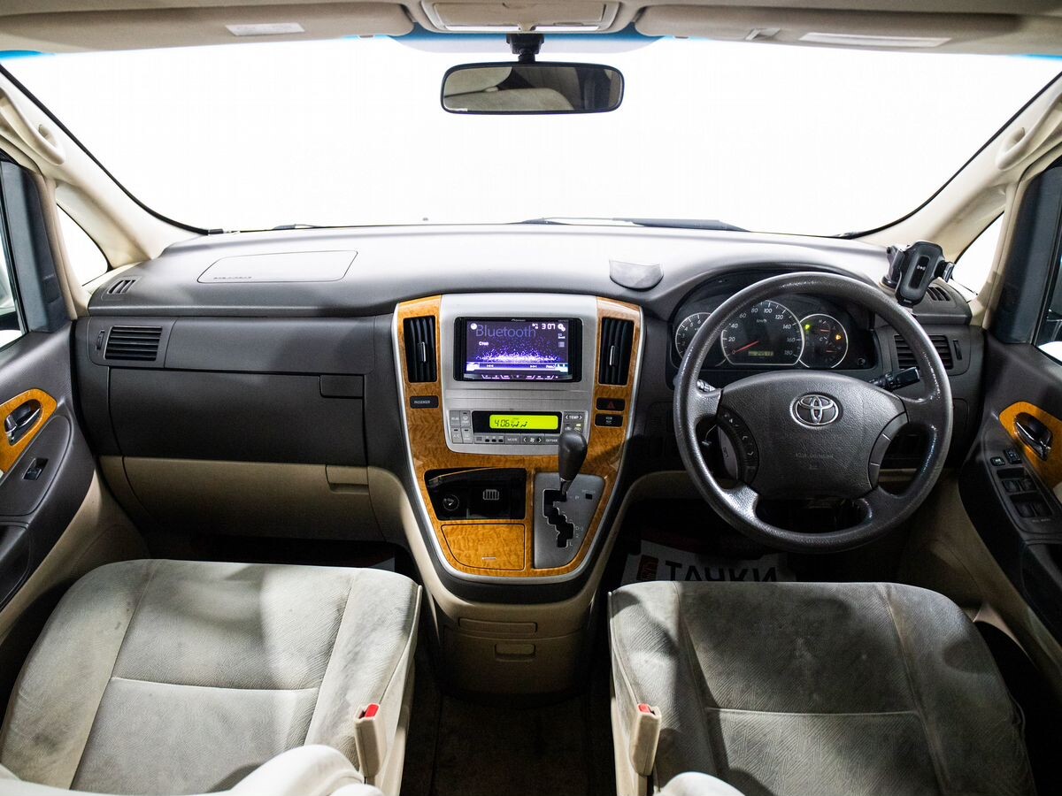 Toyota Alphard 2007 - фото автомобиля