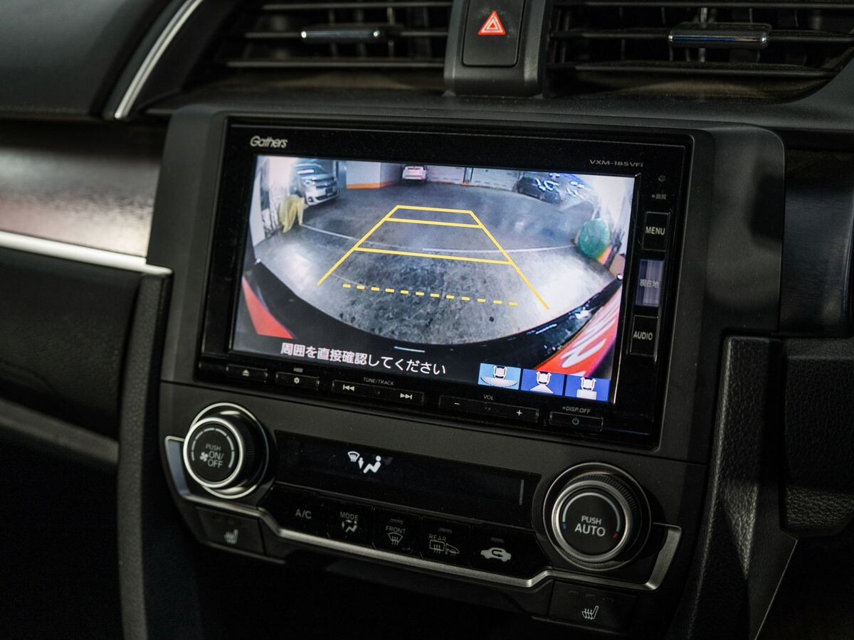 Honda Civic 2018 - фото автомобиля