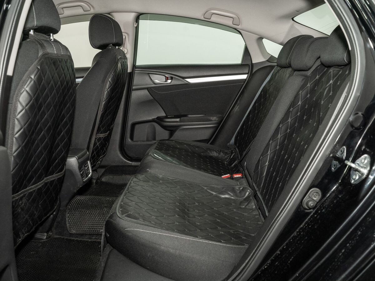 Honda Civic 2018 - фото автомобиля