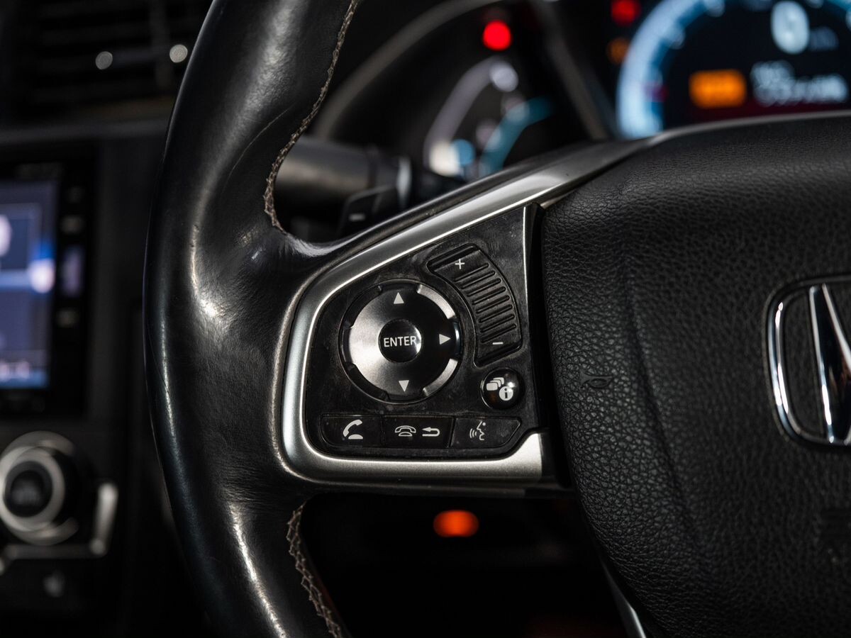 Honda Civic 2018 - фото автомобиля