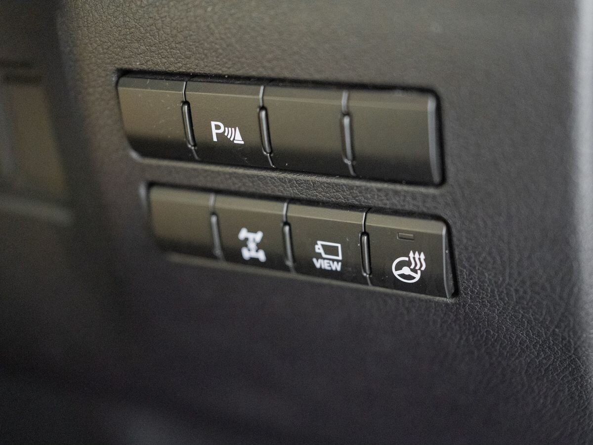 Lexus NX200t 2015 - фото автомобиля