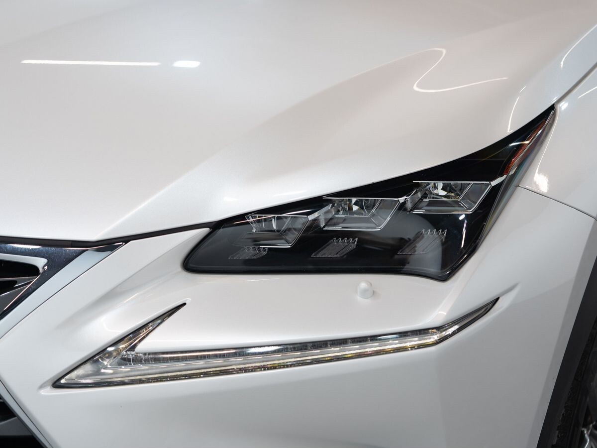 Lexus NX200t 2015 - фото автомобиля