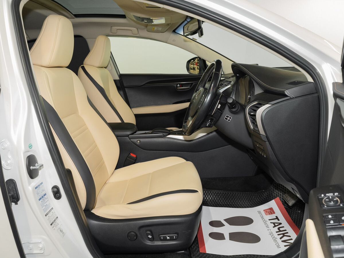 Lexus NX200t 2015 - фото автомобиля