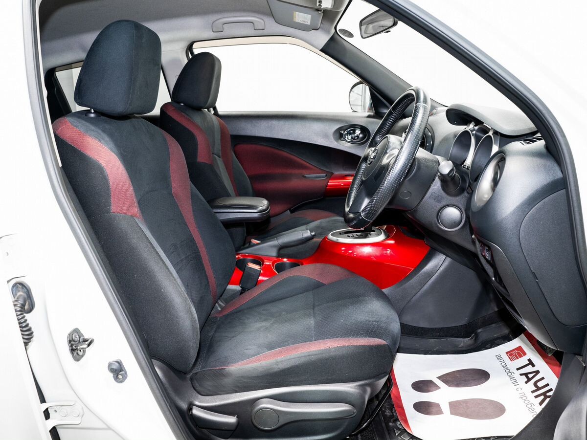 Nissan Juke 2011 - фото автомобиля