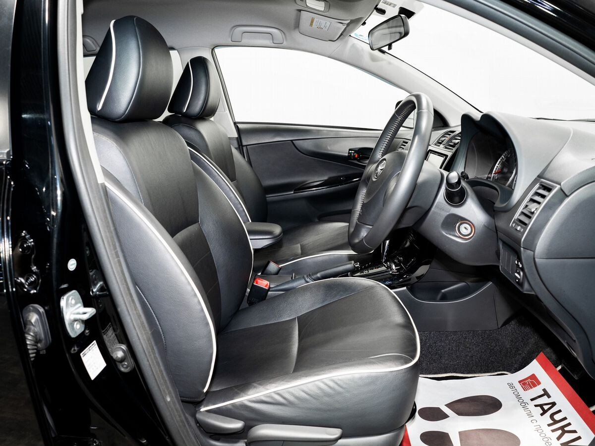 Toyota Corolla Fielder 2011 - фото автомобиля