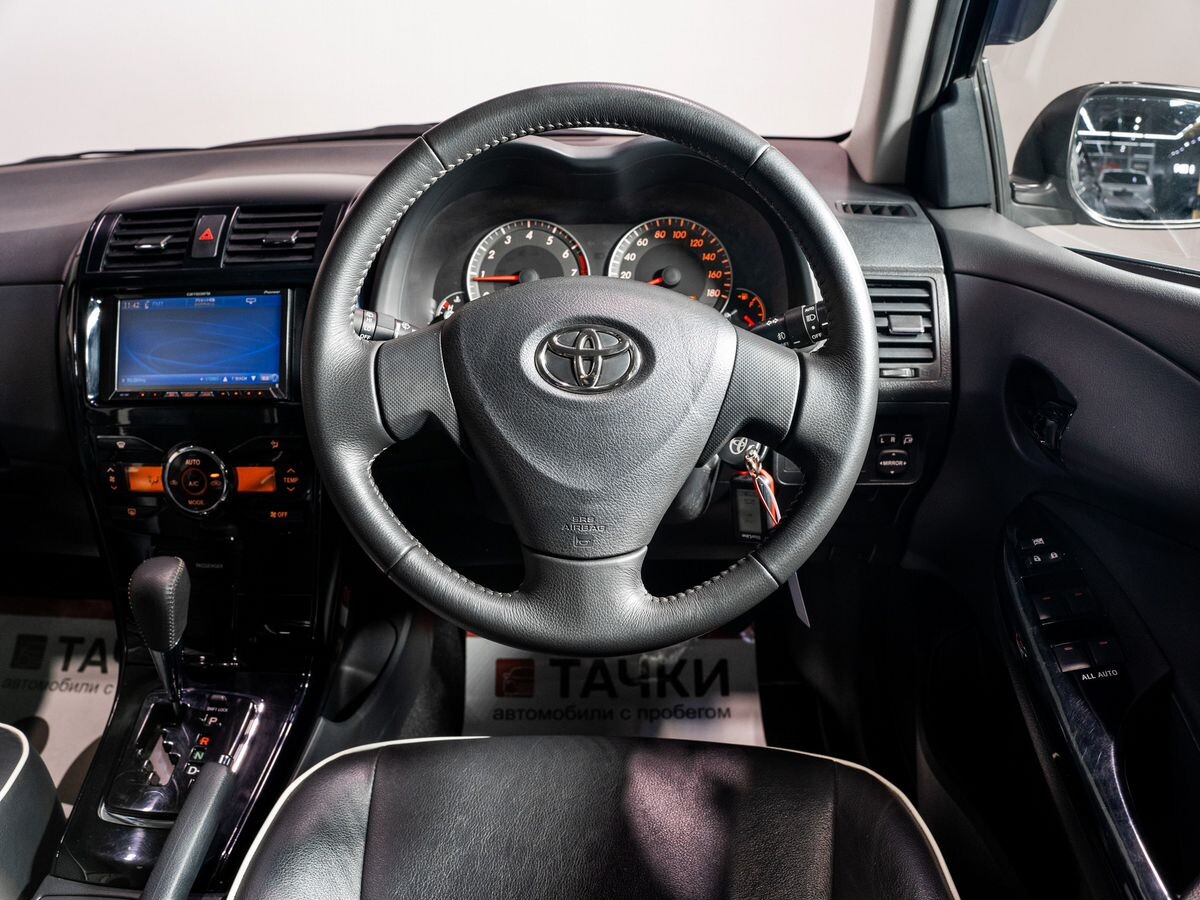 Toyota Corolla Fielder 2011 - фото автомобиля