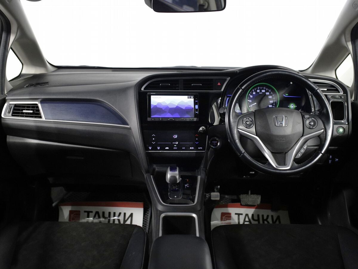 Honda Shuttle 2015 - фото автомобиля