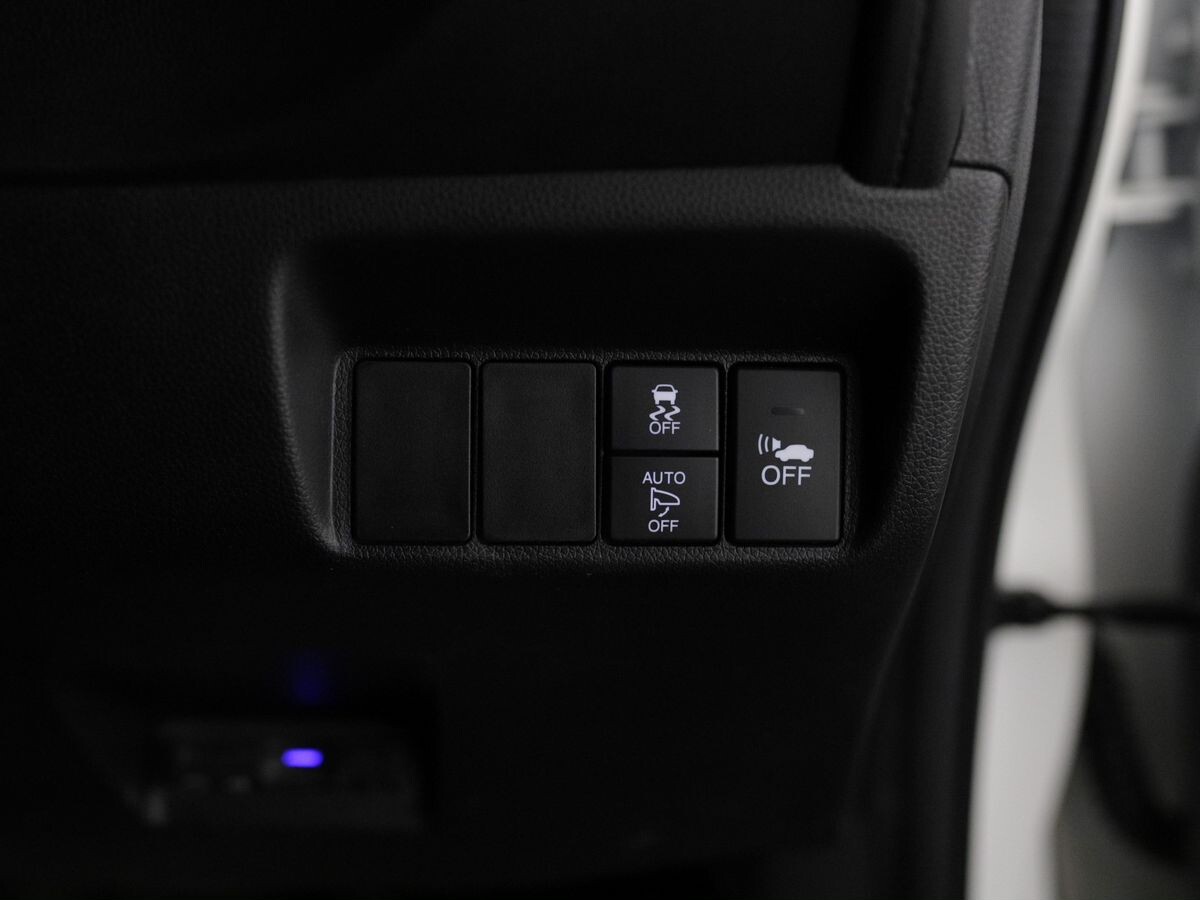 Honda Shuttle 2015 - фото автомобиля