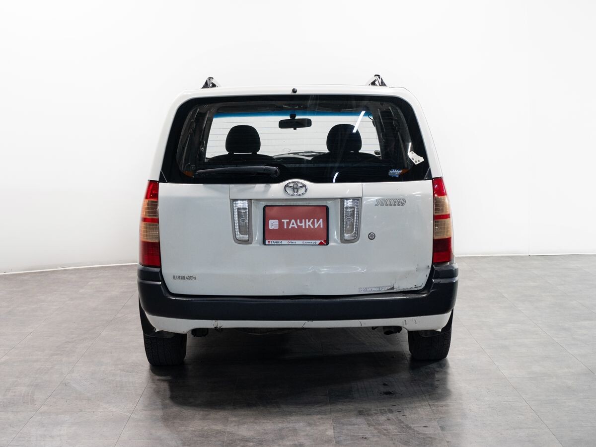 Toyota Succeed 2003 - фото автомобиля