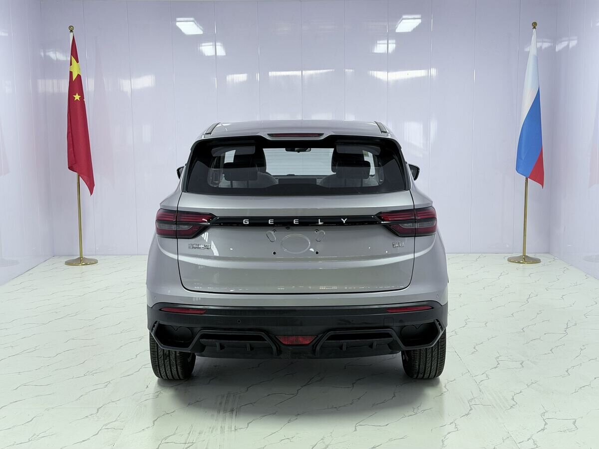 Geely Coolray 2025 - фото автомобиля
