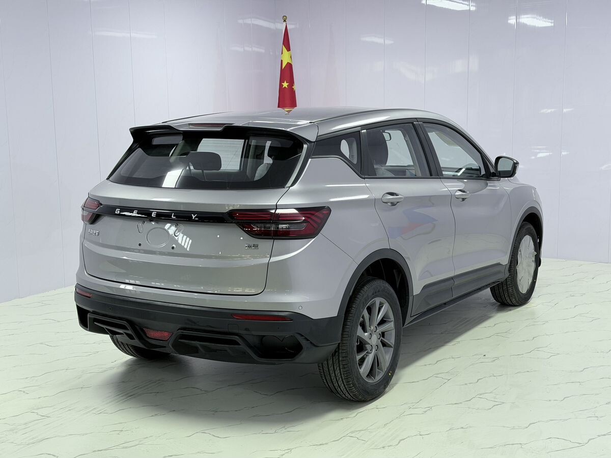 Geely Coolray 2025 - фото автомобиля