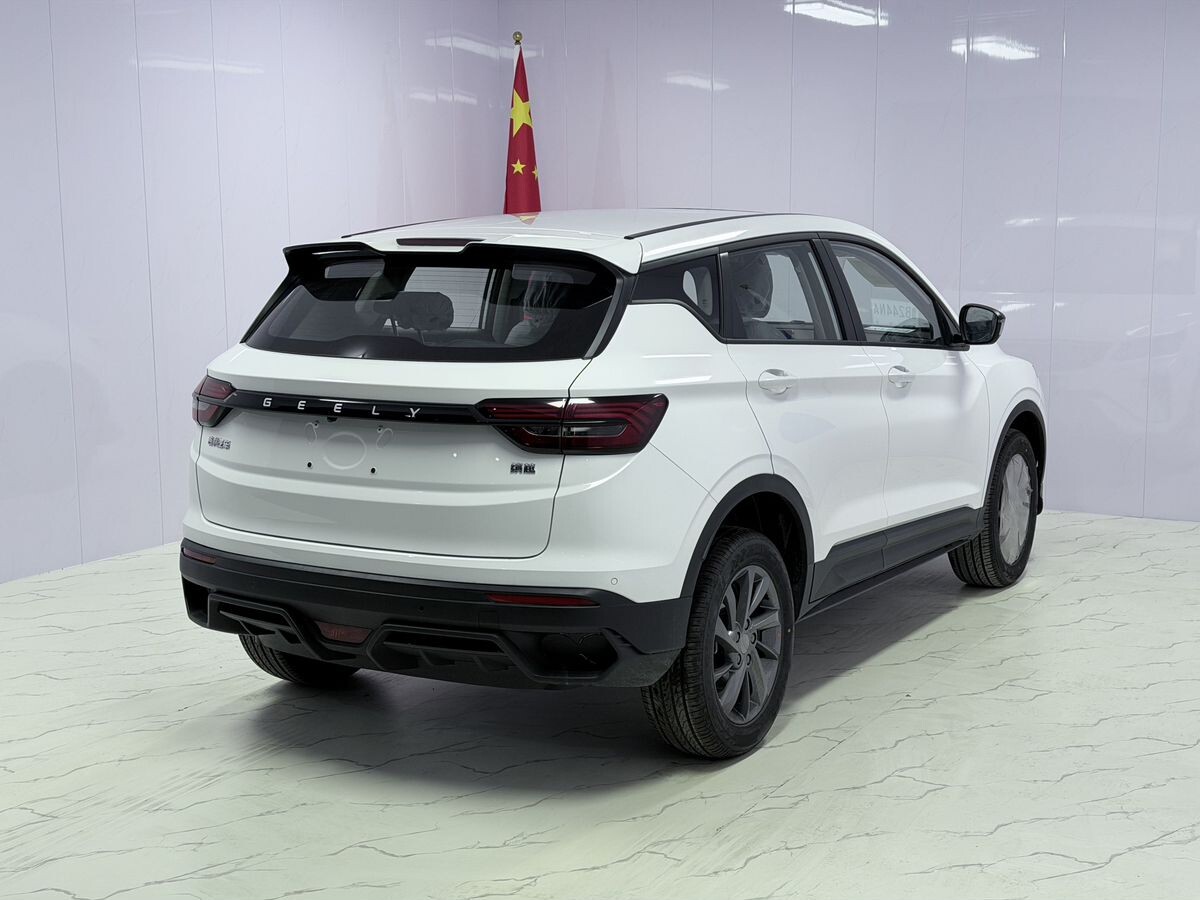 Geely Coolray 2025 - фото автомобиля