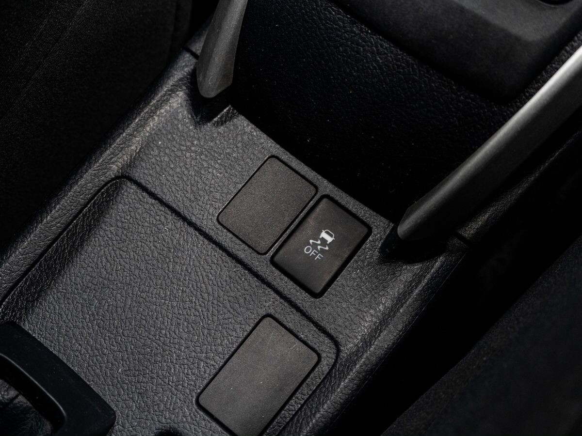 Toyota Corolla Fielder 2014 - фото автомобиля